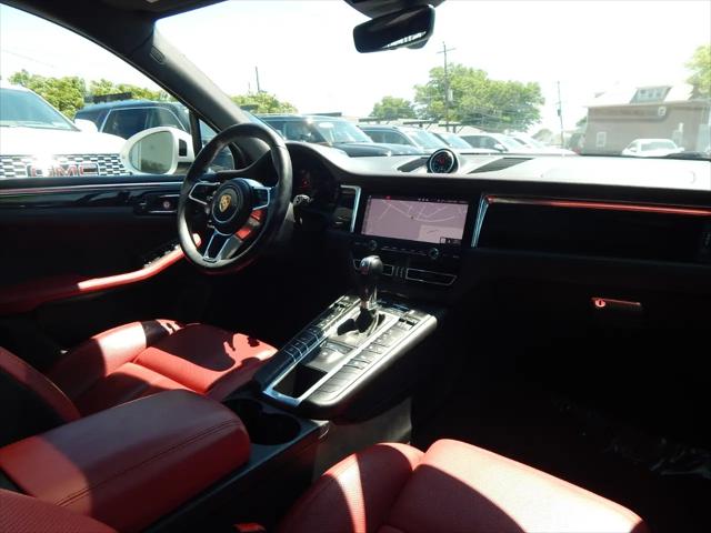2021 Porsche Macan AWD