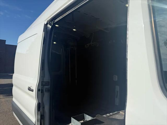 2018 Ford Transit Unknown