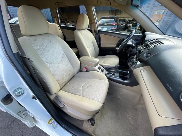 2011 Toyota RAV4 Base V6