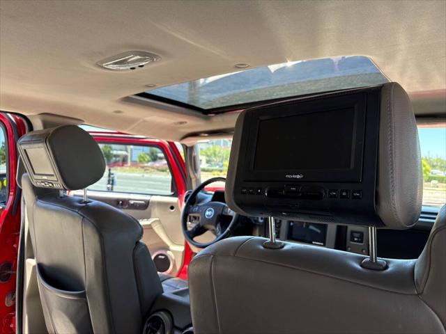 2004 HUMMER H2 Base 4WD 4dr SUV
