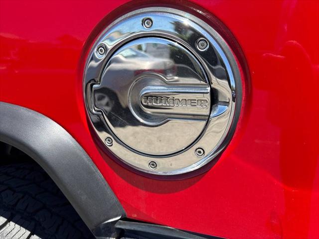 2004 HUMMER H2 Base 4WD 4dr SUV