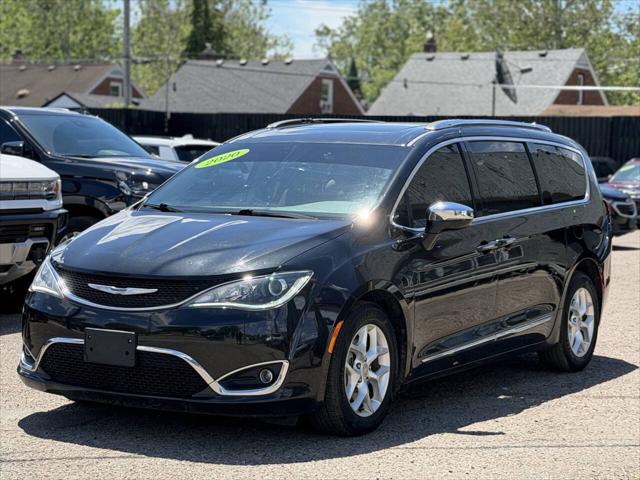 2020 Chrysler Pacifica Limited for sale in Detroit, MI