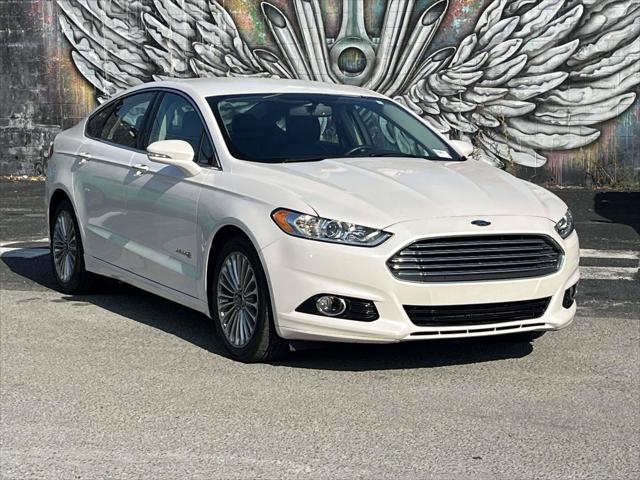 2014 Ford Fusion Hybrid Titanium for sale in Knoxville, TN