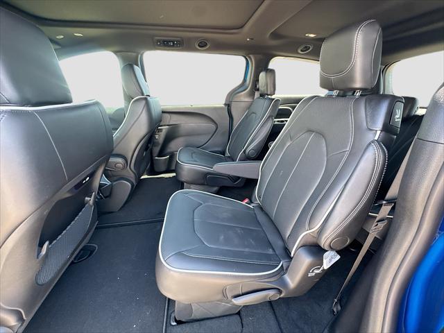 2027 Chrysler Pacifica Limited