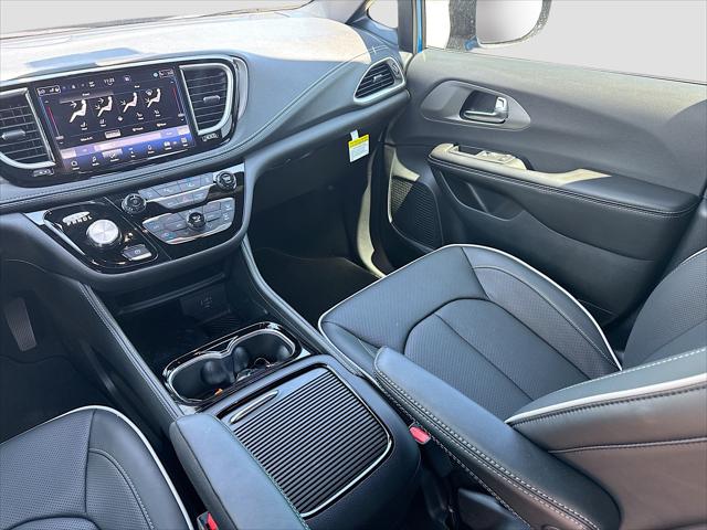2027 Chrysler Pacifica Limited