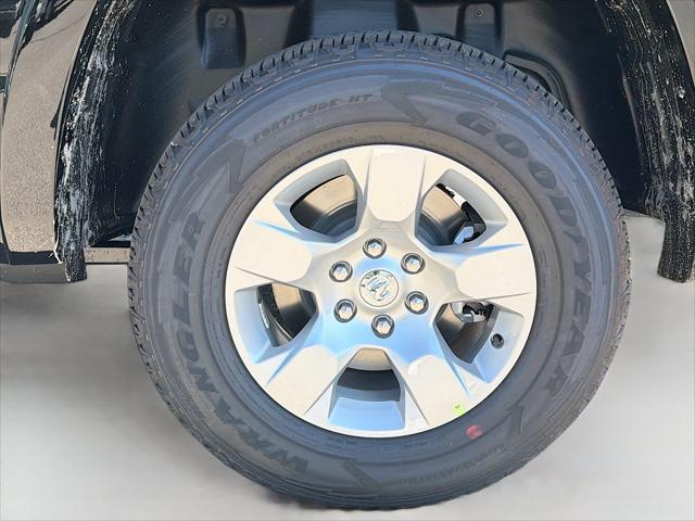2026 Ram 1500 Big Horn Crew Cab 4x4 64 Box