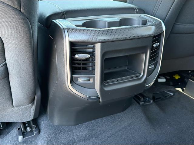 2026 Ram 1500 Big Horn Crew Cab 4x4 64 Box