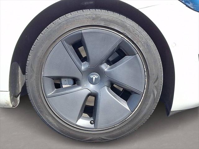 2021 Tesla Model 3 Standard Range Plus Rear-Wheel Drive