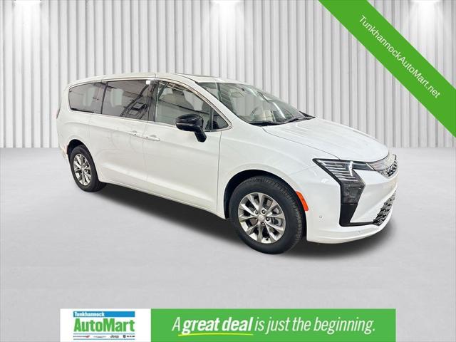 2027 Chrysler Pacifica PACIFICA LIMITED AWD