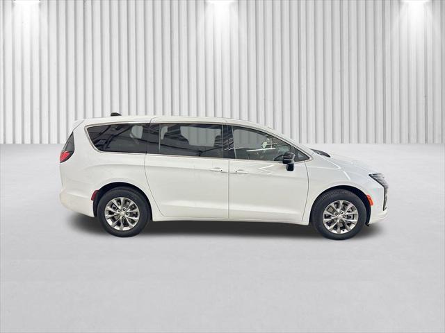 2027 Chrysler Pacifica PACIFICA LIMITED AWD