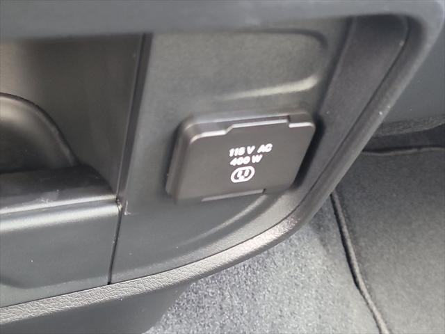 2026 Ram 3500 Tradesman Crew Cab 4x2 8' Box