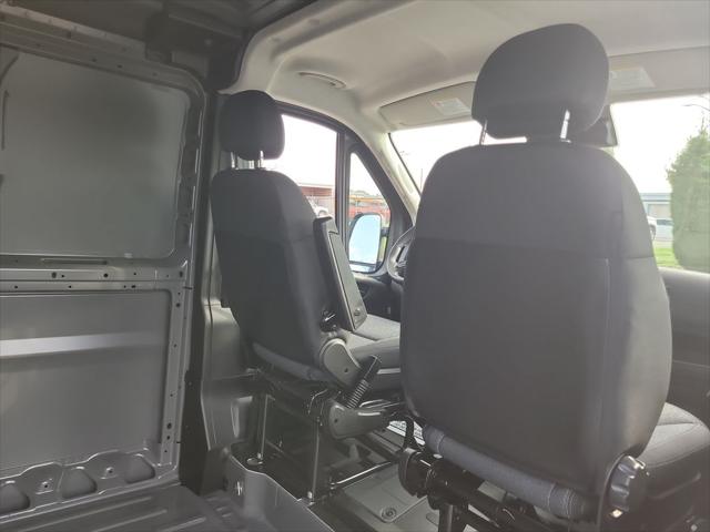 2026 Ram ProMaster Cargo Van Tradesman Low Roof 136 WB w/Pass Seat