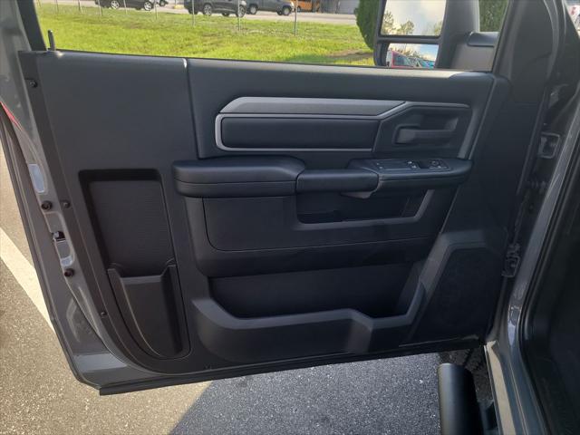 2026 Ram 2500 Tradesman Regular Cab 4x2 8 Box