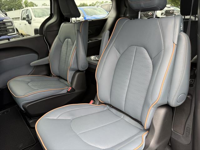 2027 Chrysler Pacifica Pinnacle