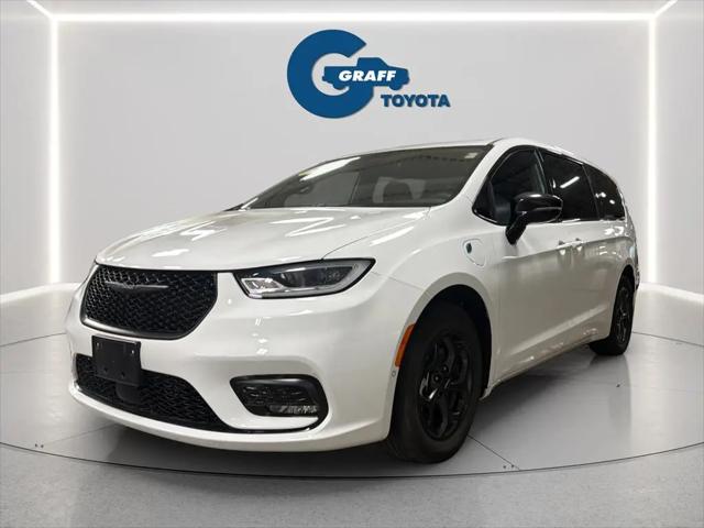 2024 Chrysler Pacifica Hybrid S Appearance Pkg for sale in Burns Harbor, IN