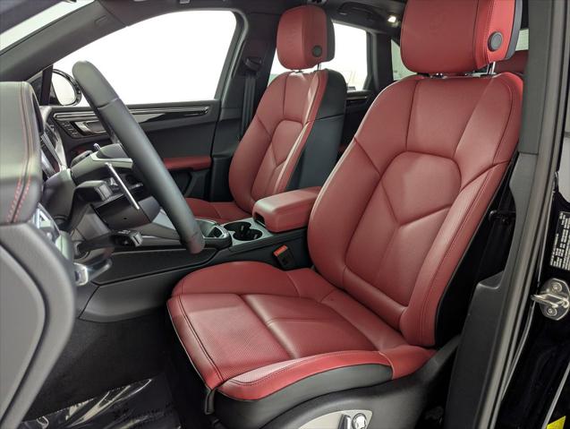 2026 Porsche Macan Unknown