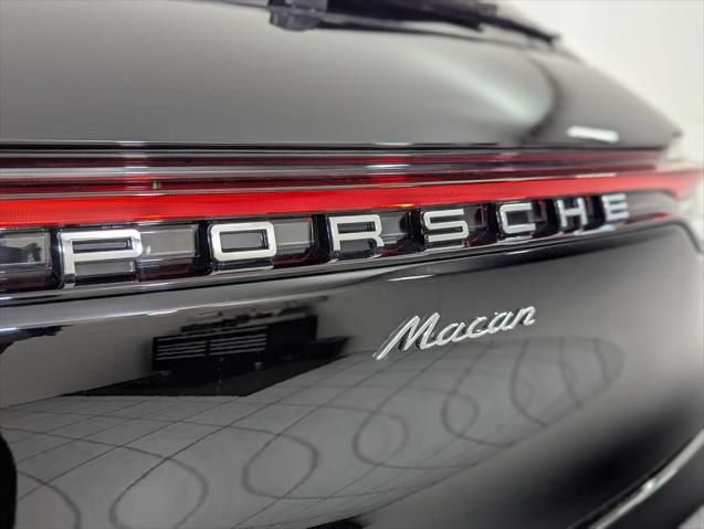 2026 Porsche Macan Unknown