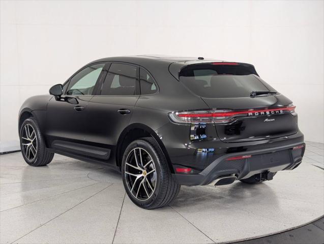2026 Porsche Macan Unknown