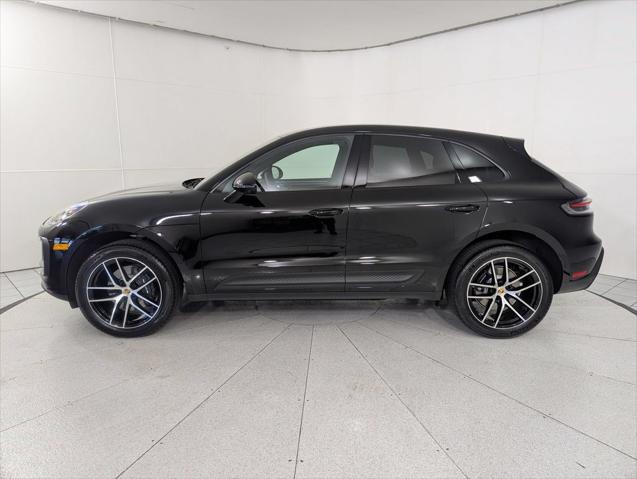 2026 Porsche Macan Unknown