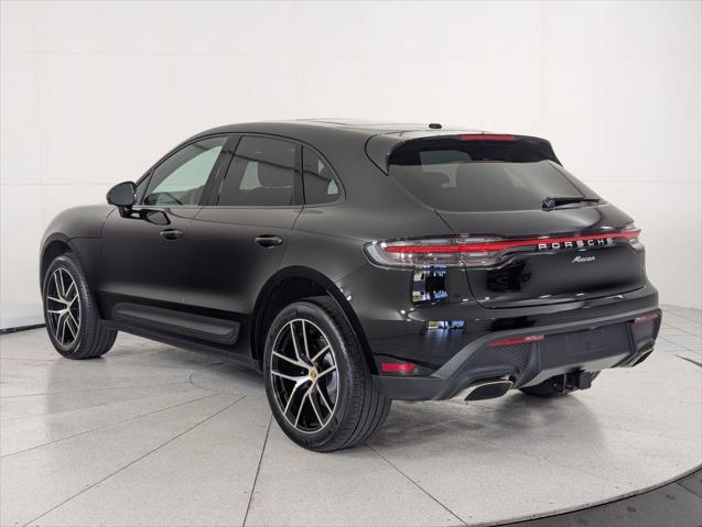 2026 Porsche Macan Unknown
