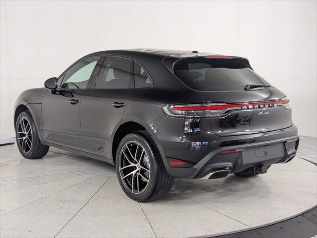 2026 Porsche Macan Unknown