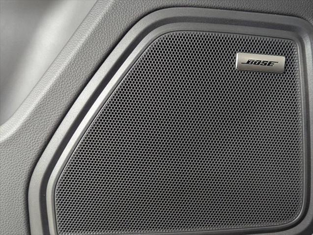 2026 Porsche Macan Unknown