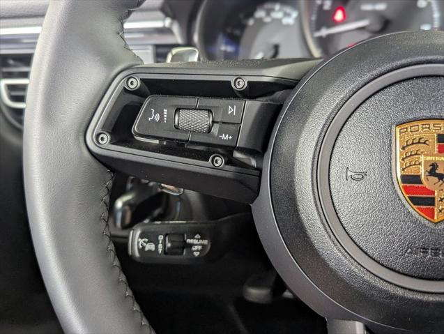 2026 Porsche Macan Unknown