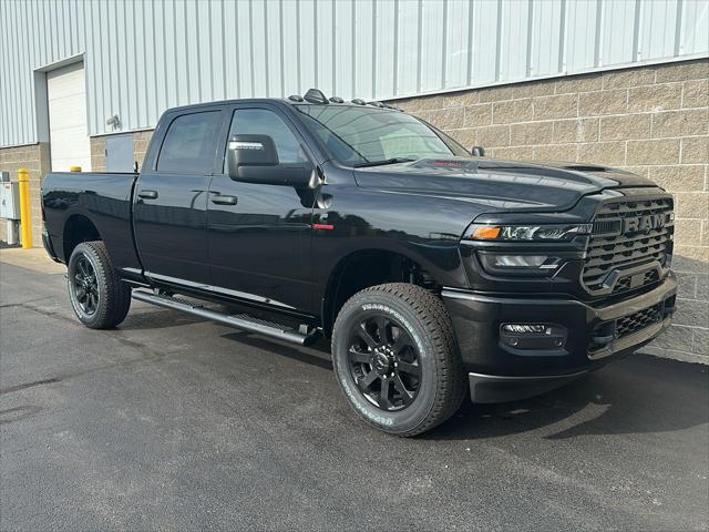 2026 RAM 2500 RAM 2500 BLACK EXPRESS CREW CAB 4X4 64 BOX