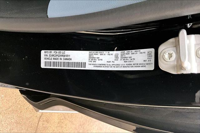 2027 Chrysler Pacifica Pinnacle