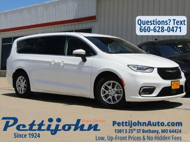 2023 Chrysler Pacifica Touring L for sale in Bethany, MO
