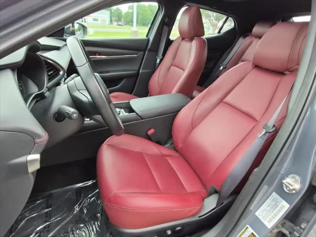 2025 Mazda Mazda3 2.5 S Carbon Edition
