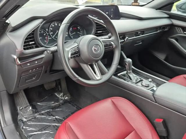 2025 Mazda Mazda3 2.5 S Carbon Edition