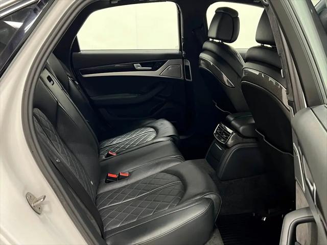 2015 Audi S8 4.0T