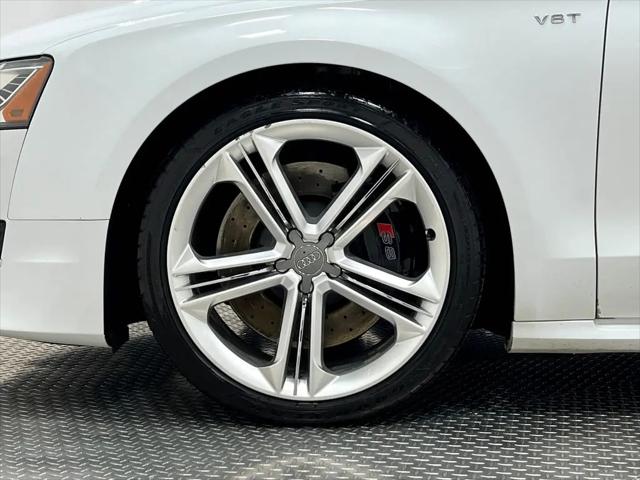 2015 Audi S8 4.0T