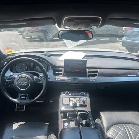 2015 Audi S8 4.0T