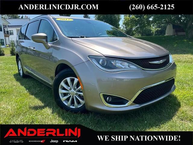2017 Chrysler Pacifica Touring-L for sale in Angola, IN