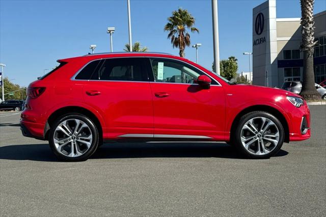 2020 Audi Q3 Premium Plus 45 TFSI S line quattro Tiptronic