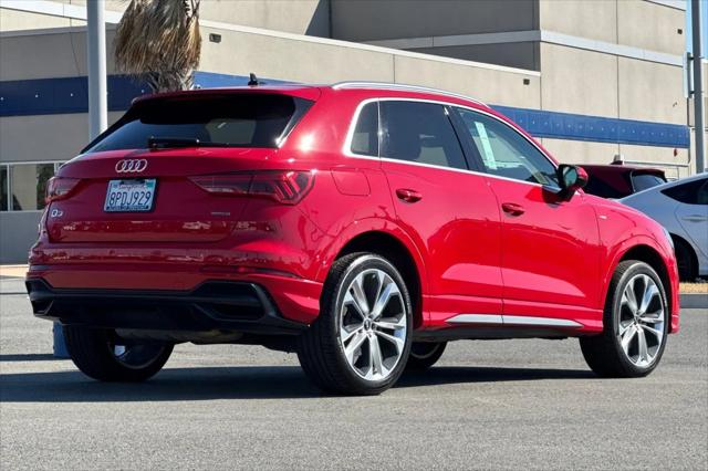 2020 Audi Q3 Premium Plus 45 TFSI S line quattro Tiptronic