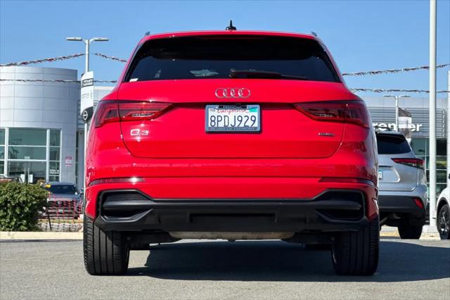 2020 Audi Q3 Premium Plus 45 TFSI S line quattro Tiptronic