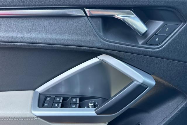 2020 Audi Q3 Premium Plus 45 TFSI S line quattro Tiptronic