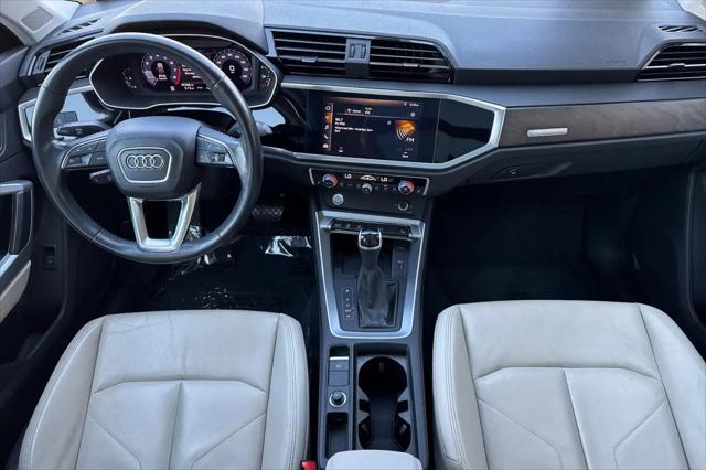 2020 Audi Q3 Premium Plus 45 TFSI S line quattro Tiptronic