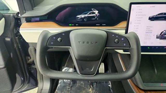 2023 Tesla Model X Standard Range