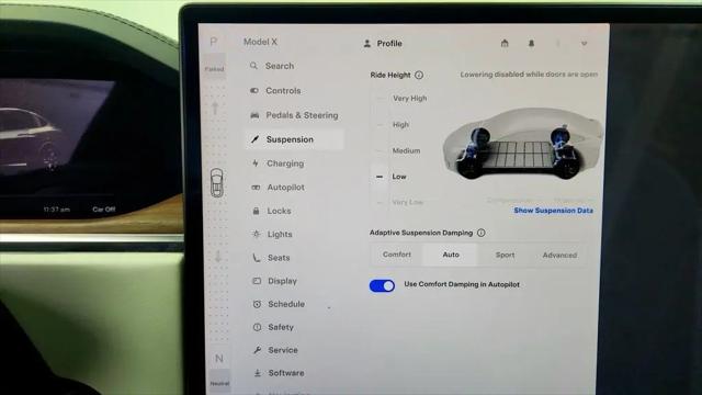 2023 Tesla Model X Standard Range