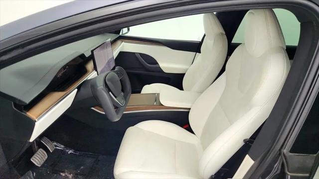 2023 Tesla Model X Standard Range