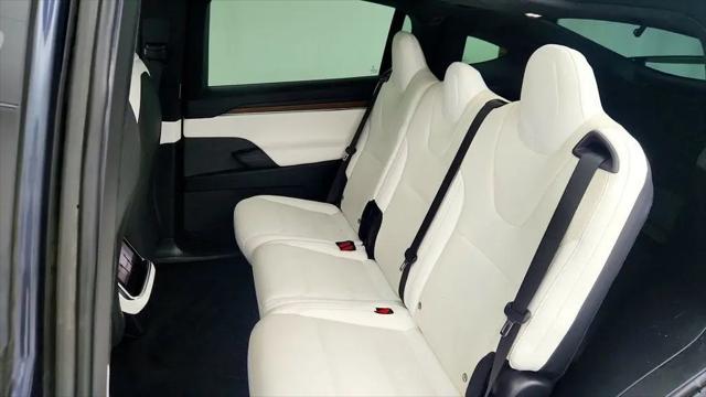 2023 Tesla Model X Standard Range