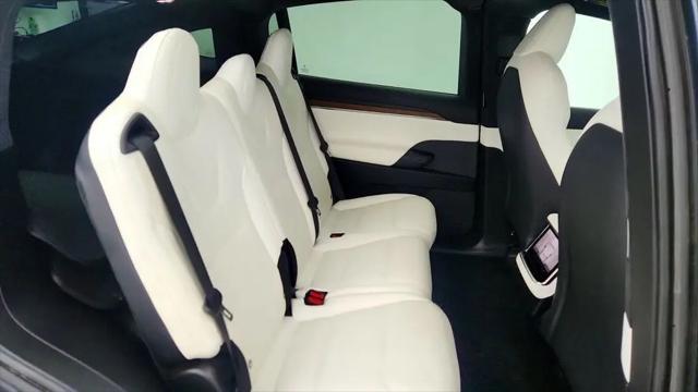 2023 Tesla Model X Standard Range