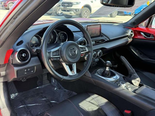 2017 Mazda MX-5 Miata RF Grand Touring 2017 Mazda MX-5 Miata RF Grand Touring