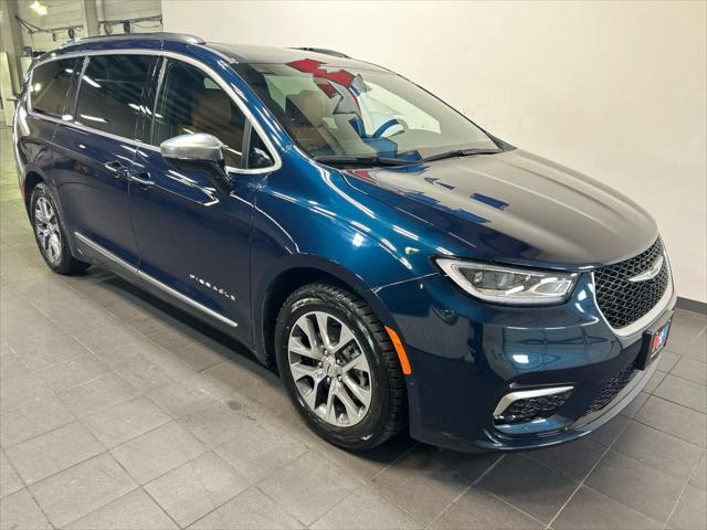 2023 Chrysler Pacifica Hybrid Pinnacle 2023 Chrysler Pacifica Hybrid Pinnacle