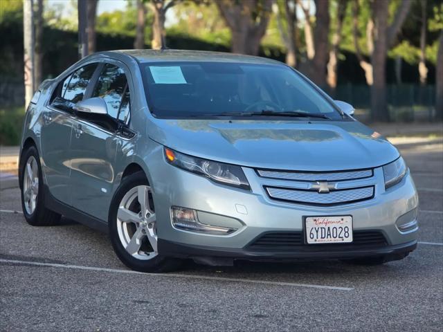 2013 Chevrolet Volt Base for sale in Reseda, CA