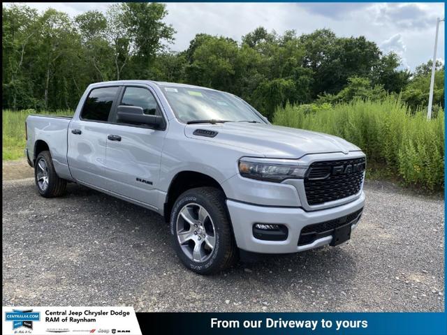 2026 RAM Ram 1500 RAM 1500 EXPRESS CREW CAB 4X4 64 BOX